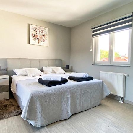 Apartmani Fenestra Otočac Εξωτερικό φωτογραφία